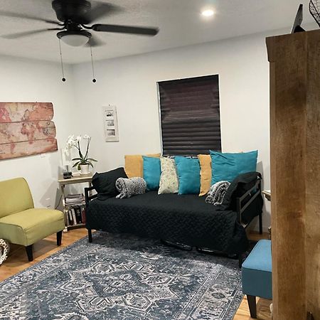 The Upper Room At Casa1022 Compound アルバカーキ エクステリア 写真